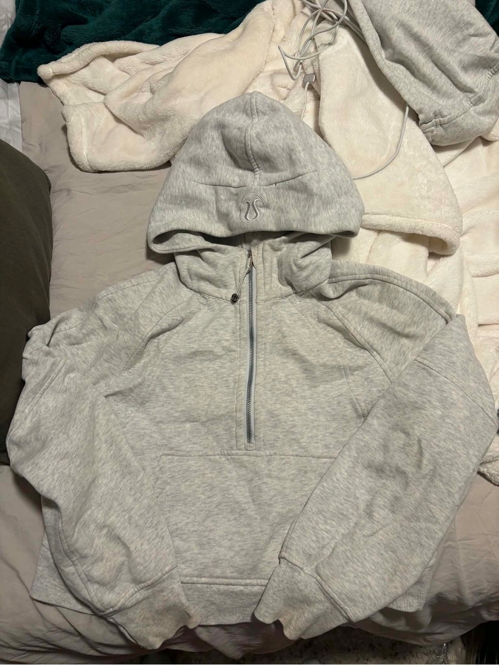Women’s Lululemon Scuba 1/4 Zip Light Gray Hoodie Sweatshirt - Active Pullover